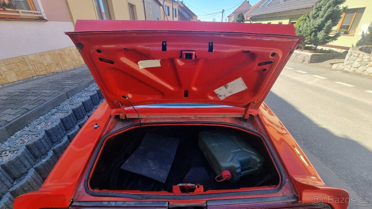 Prodám pontiac firebird esprit 1979 6.6l - 12