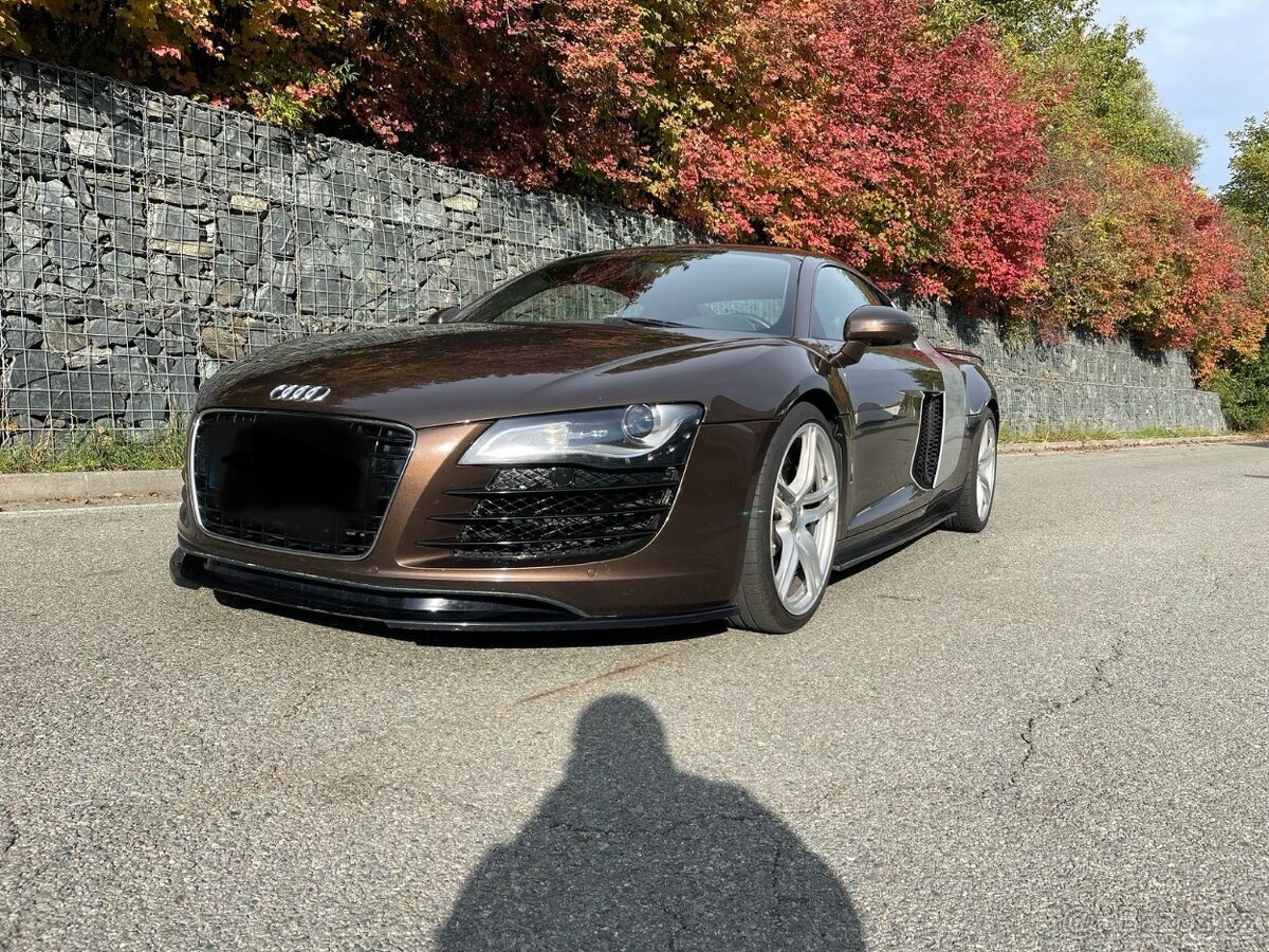 Audi R8 4.2 FSI quattro - 12