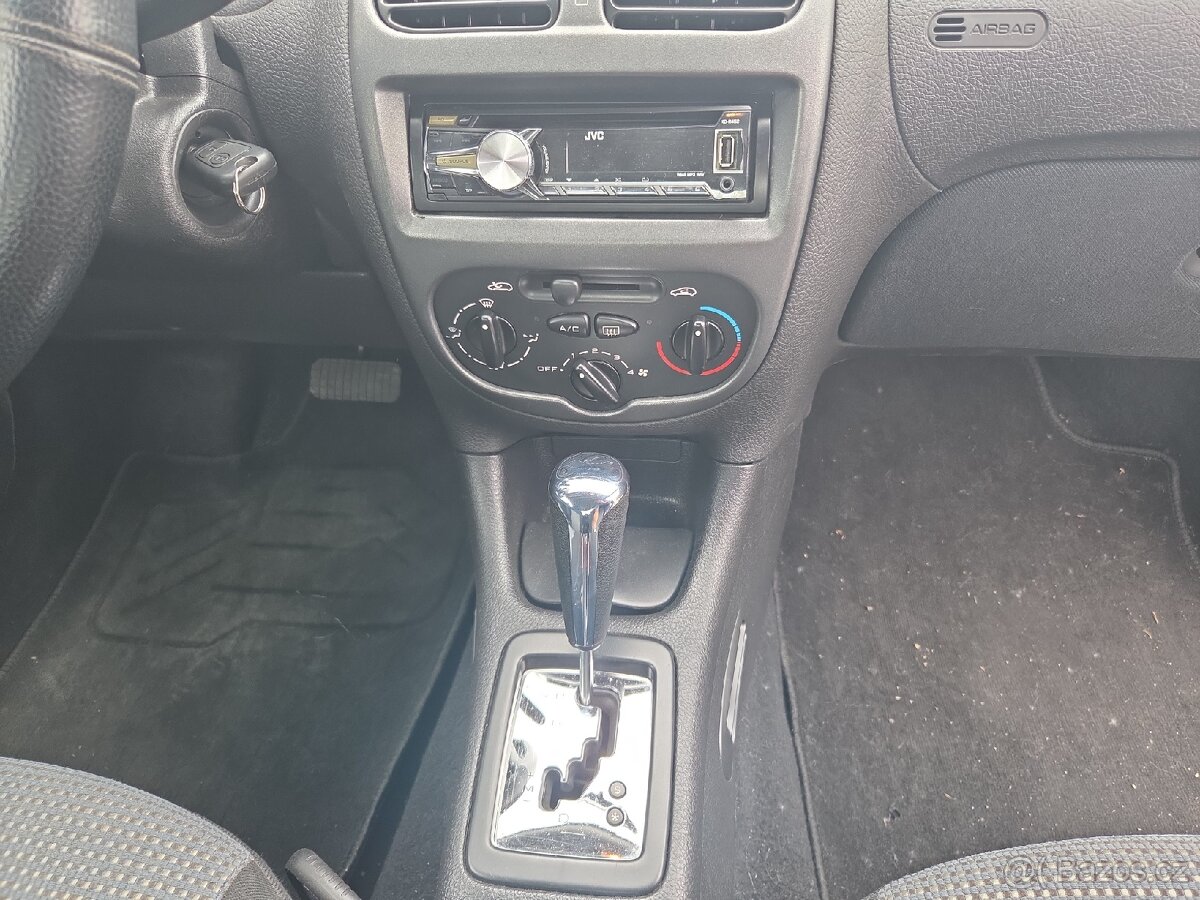 Peugeot 206 1.4i Automat - 12
