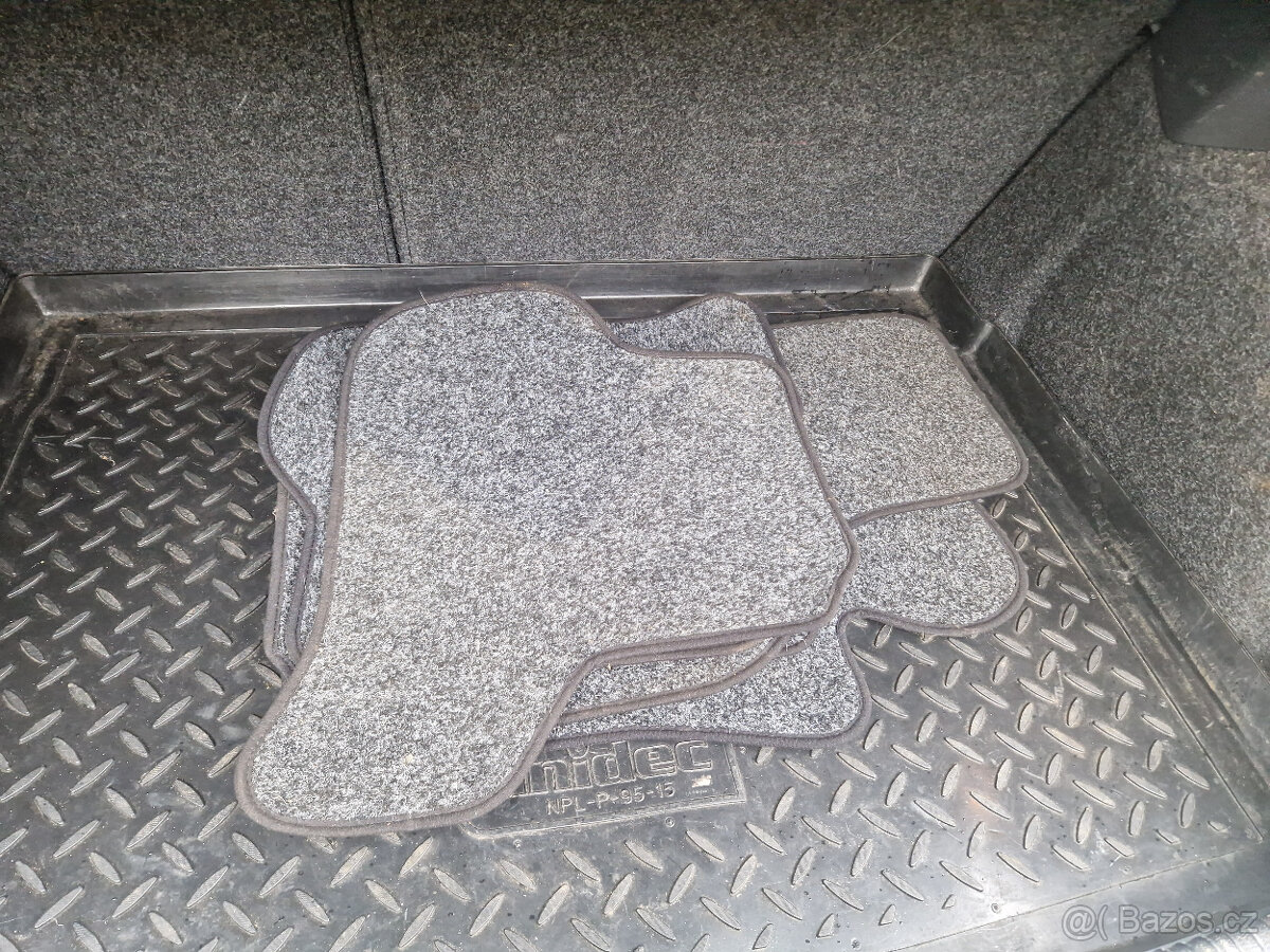 Volkswagen Golf V. - 12