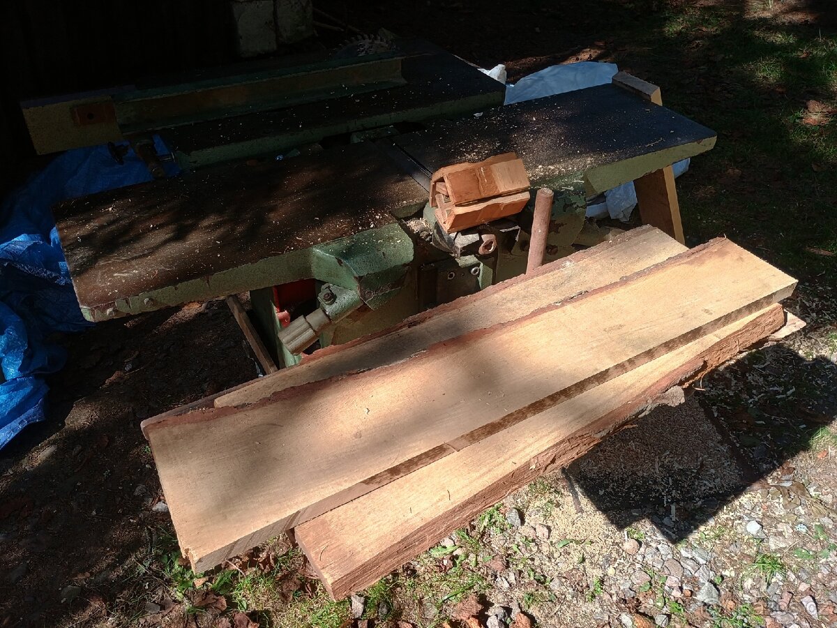 Pětioperační kombinovaný dřevoobráběcí stroj SU260 - 12