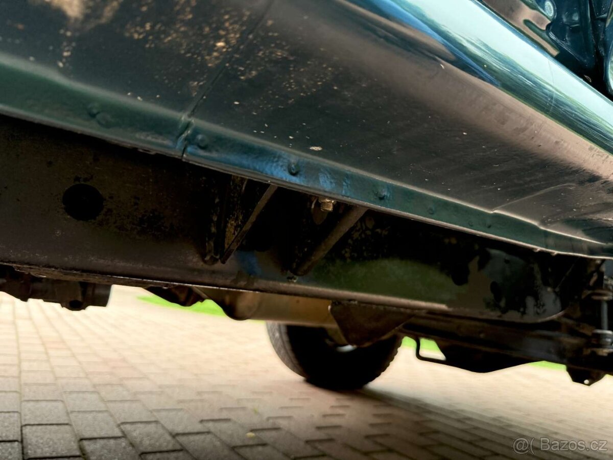 MITSUBISHI PAJERO 2,5TD 7 miest - 12