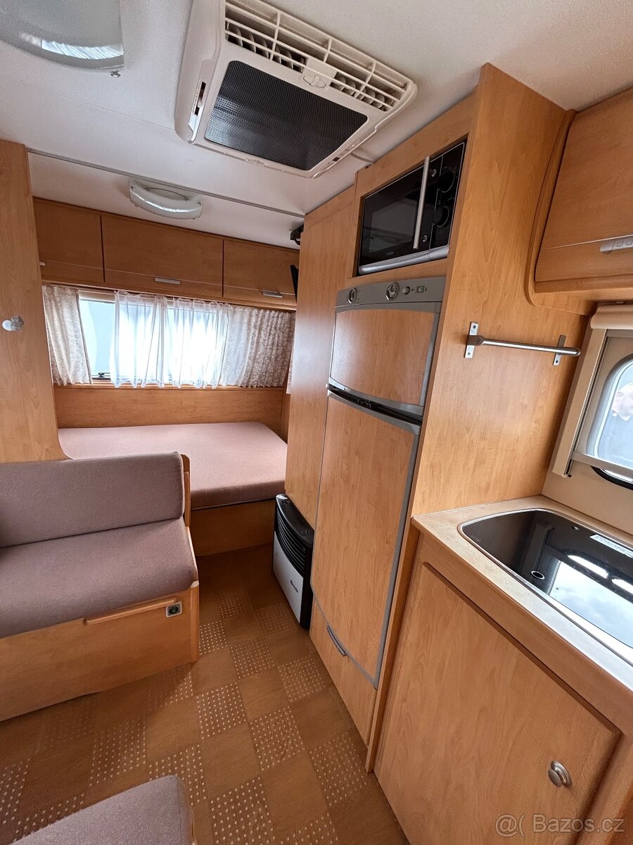 Karavan Caravelair 486, r. 2009 - 12