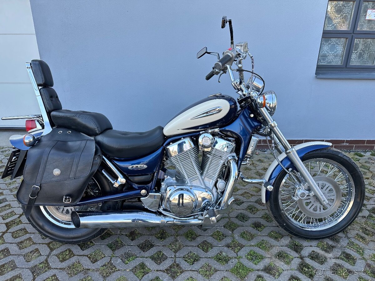 Suzuki vs 1400 Intruder - 12