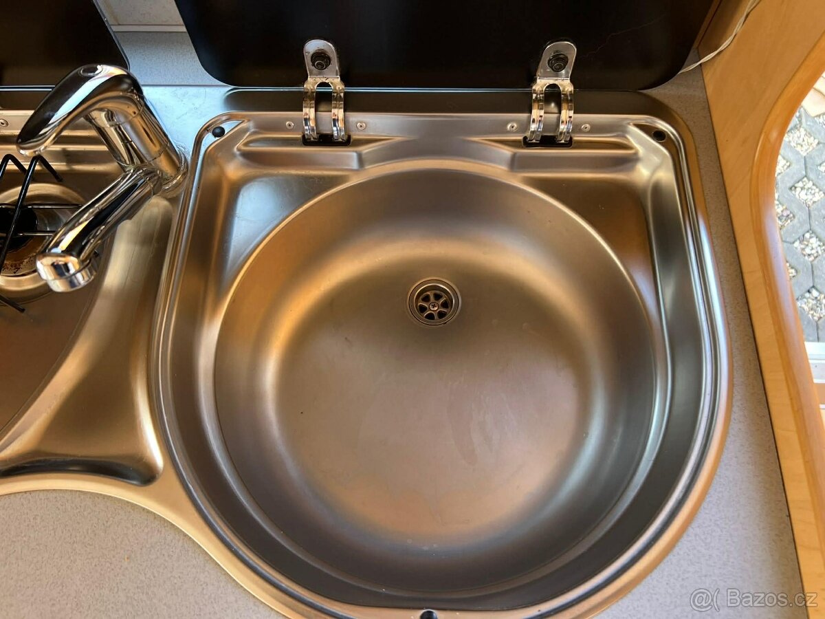 Hobby De Luxe Easy 400 / 100 km/h - 12