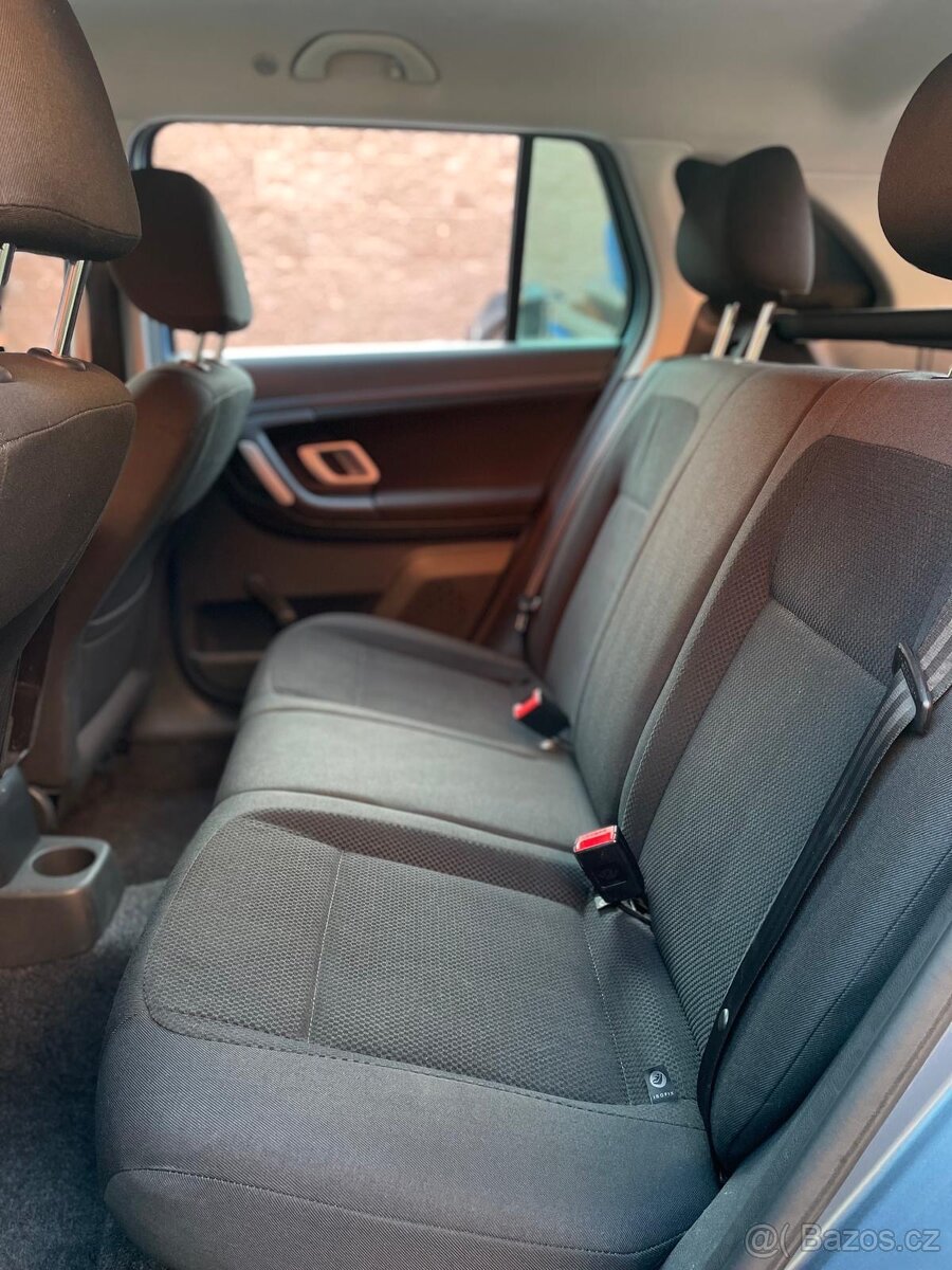 Škoda Fabie - 12