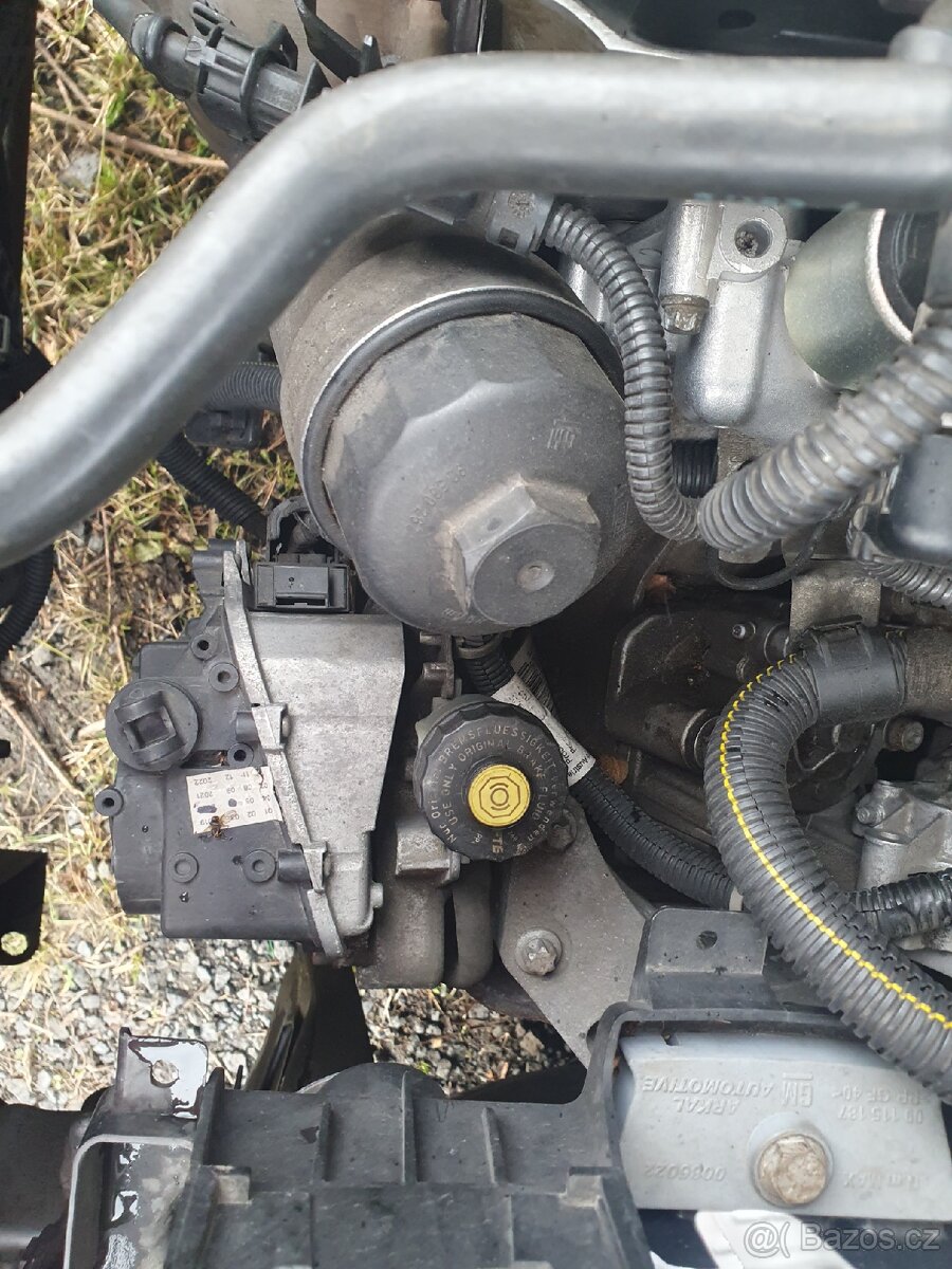 Opel Corsa 1,2i 59kW Automat r.v.2006 - 12