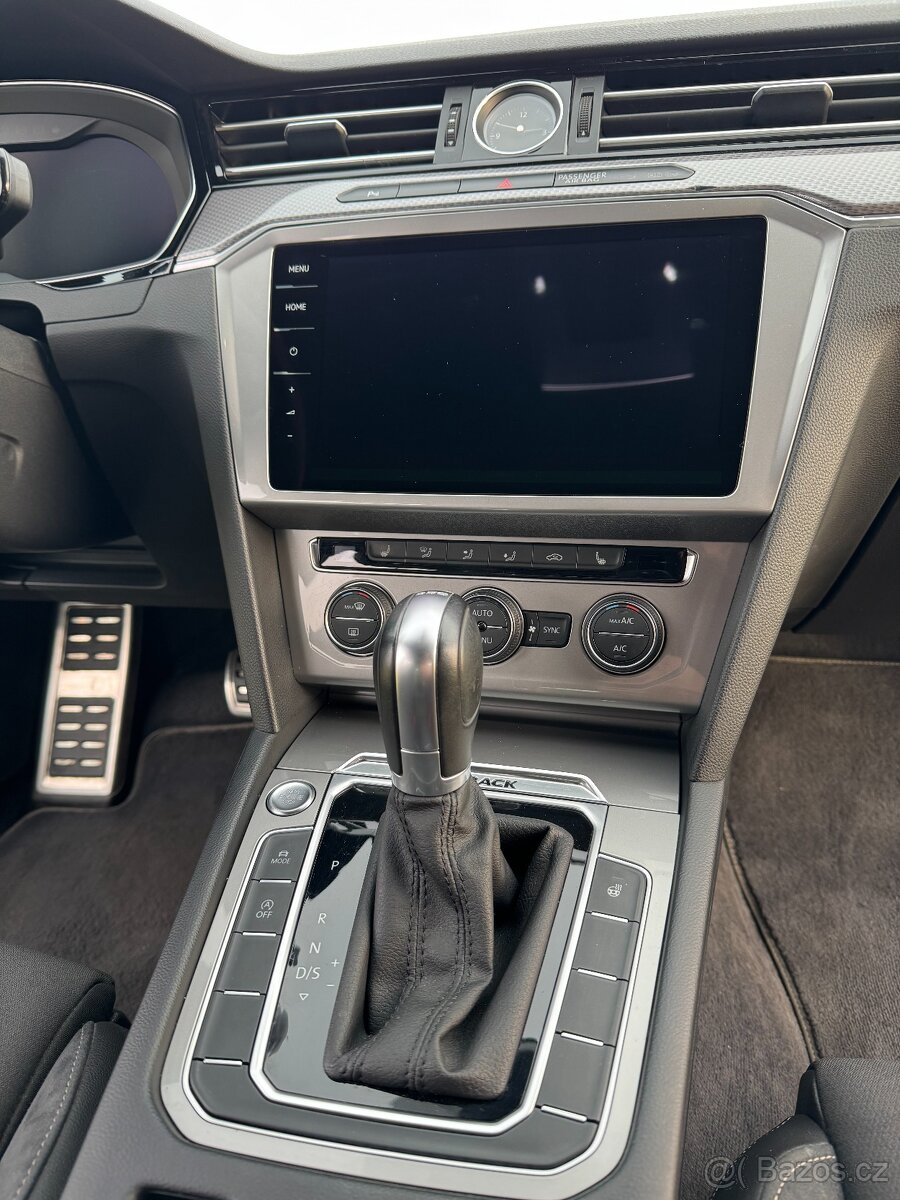 VW Passat Alltrack 2.0 TSI 162 kW 4Motion DSG r.v. 2018 - 12