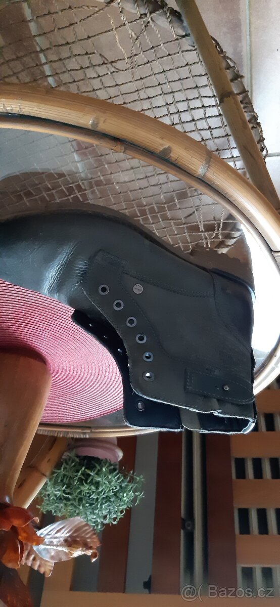 Prodej damske obuvi - 12