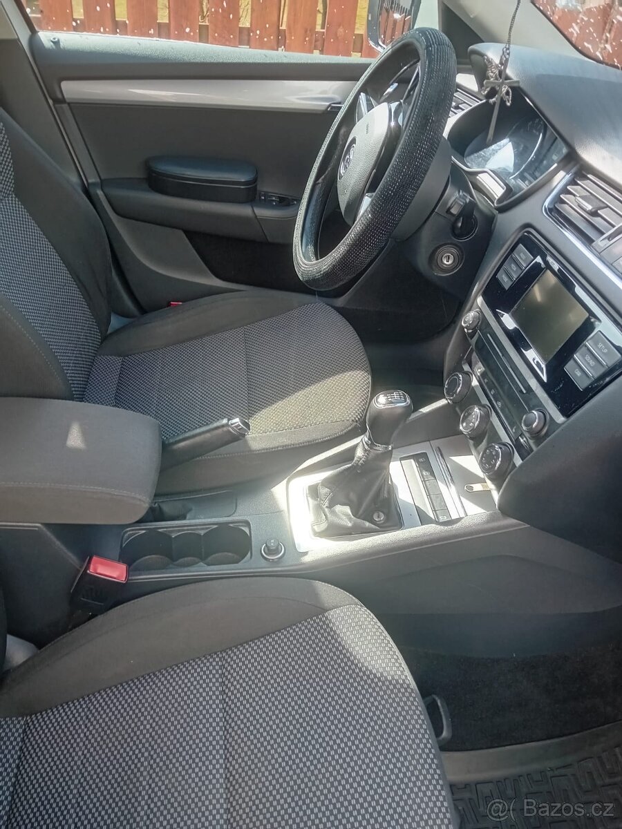 Prodám Škoda Octavia III 2.0 l diesel 4x4 kupé, 110kW - 12