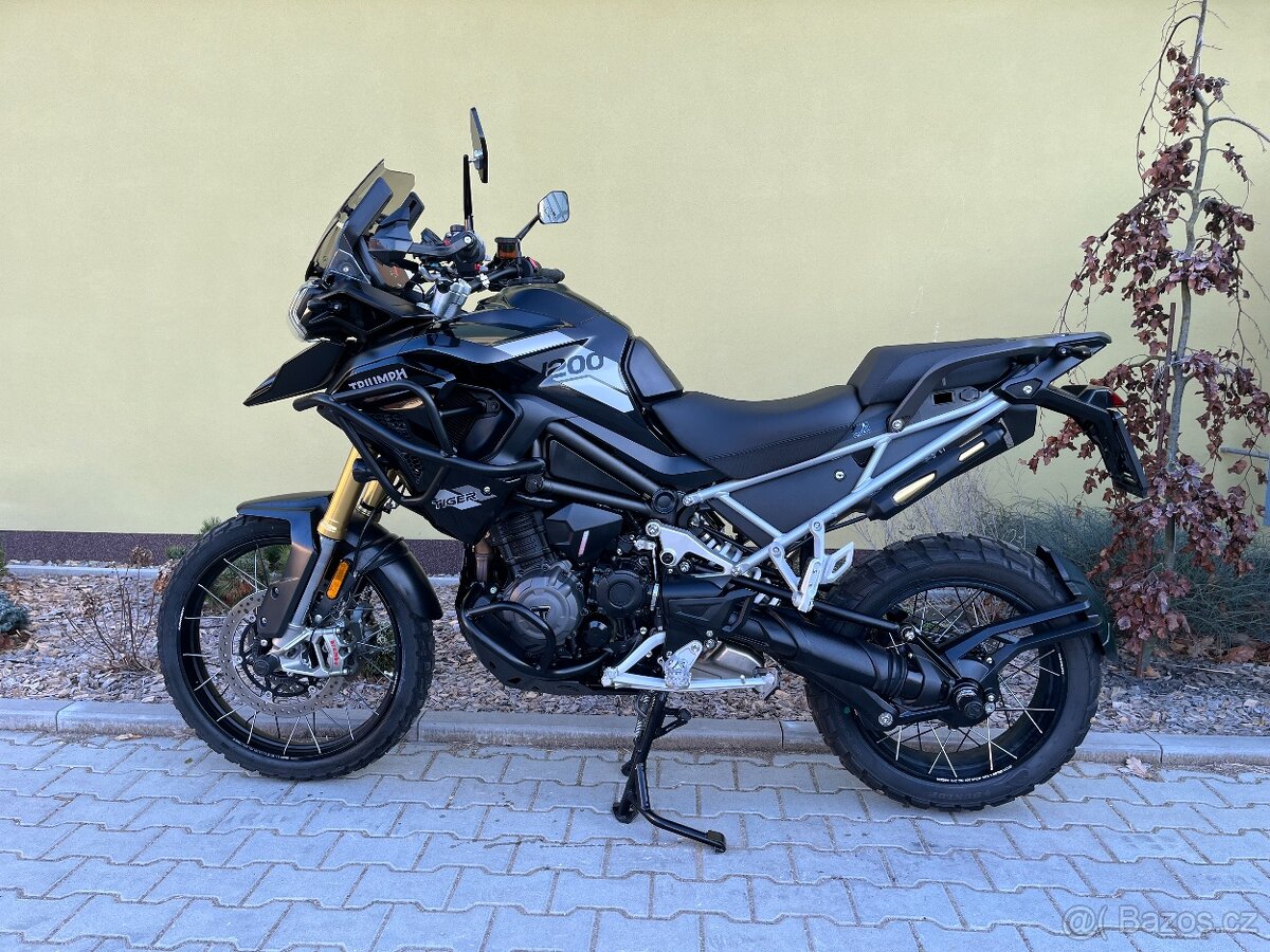 Triumph Tiger 1200 Rally Pro - 12