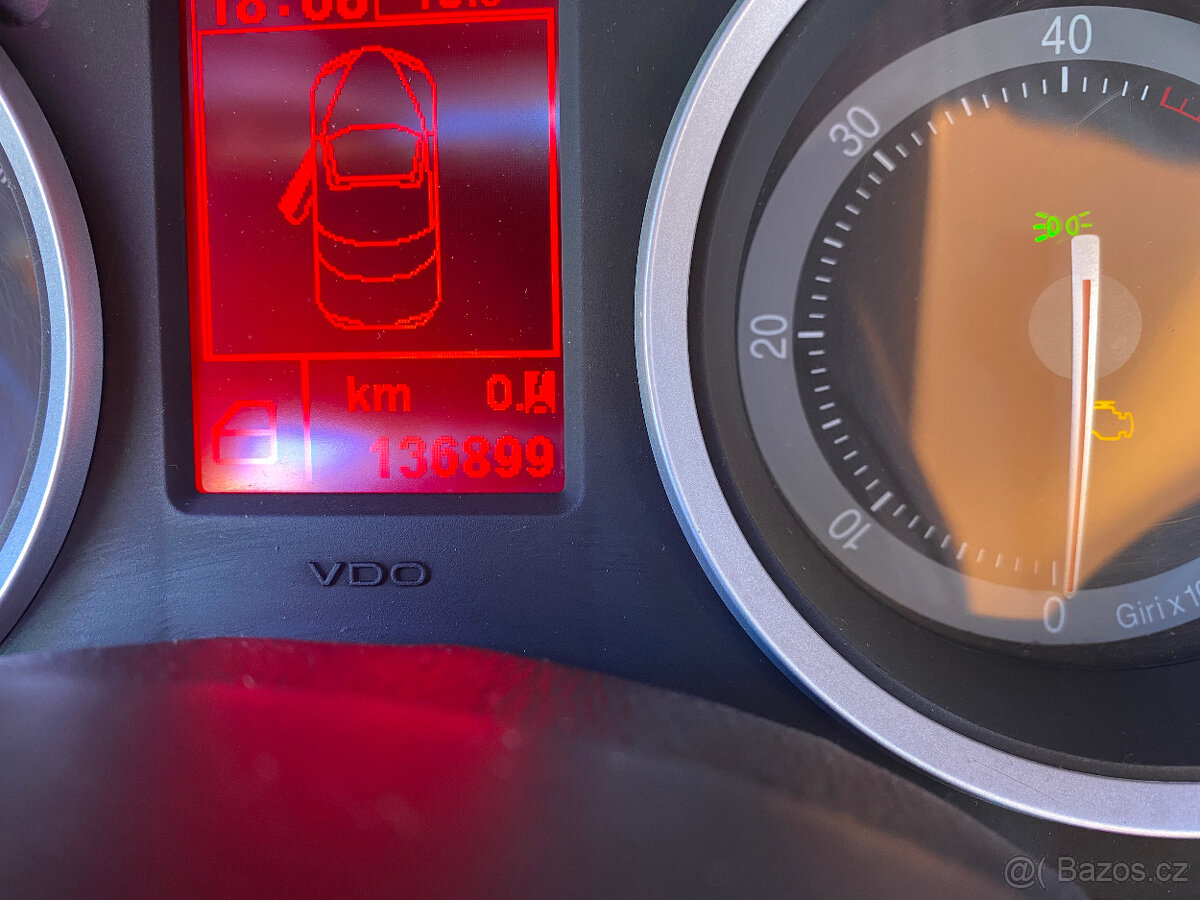 Prodám krásnou Alfu Romeo Spider - 12