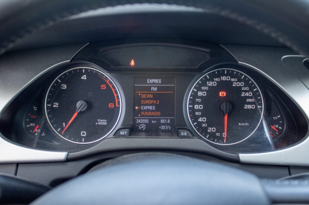 Audi A4 Avant 2.0 TDI 136k - 12