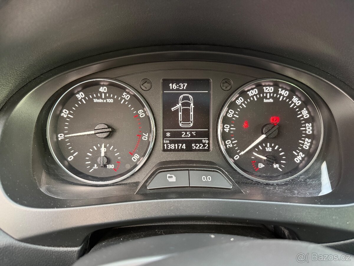 ŠKODA RAPID 1.2 63KW PANORAMA ALU - 12