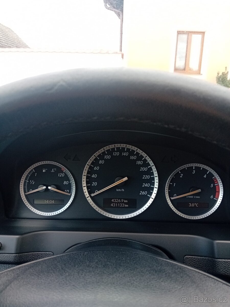 Prodám Mercedes Benz C200 W204 - 12