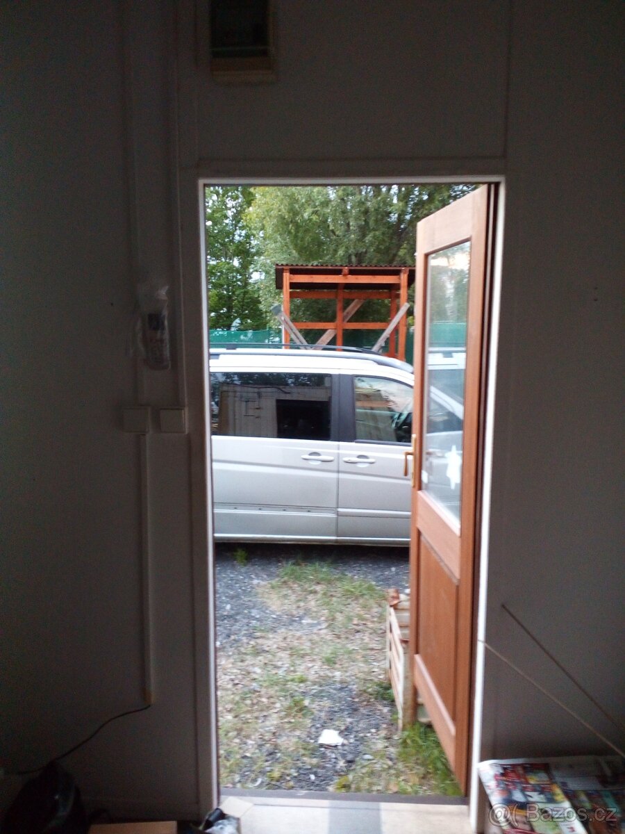 Potřebujete střechu nad hlavou-Obytny domek-bunka - 12