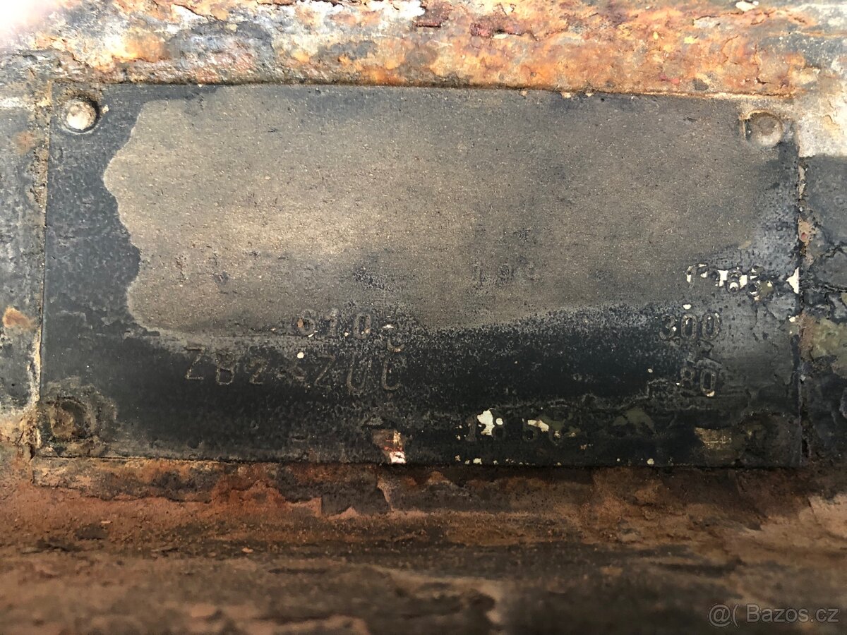 Dvoukolový vlek za traktor - 12