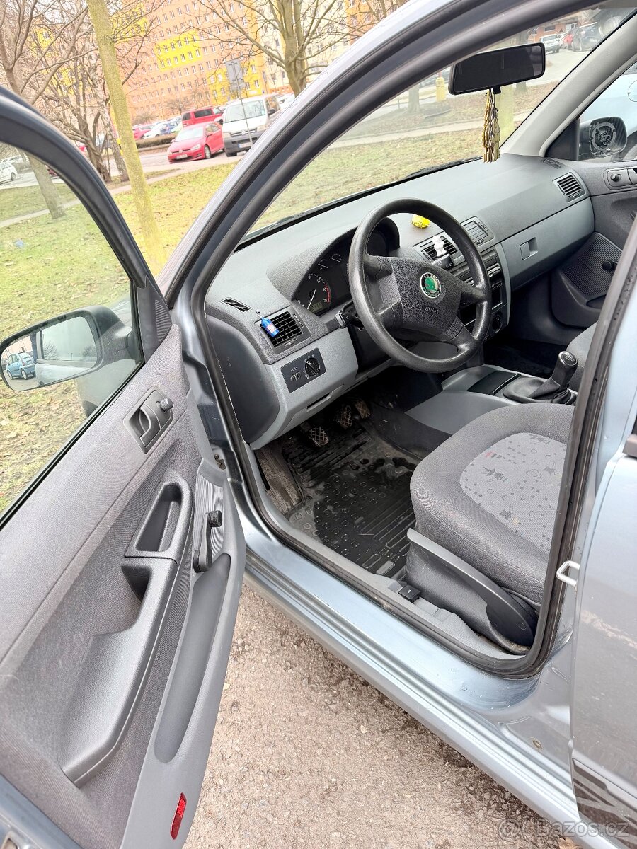 Škoda Fabia 1.4 Mpi - 12