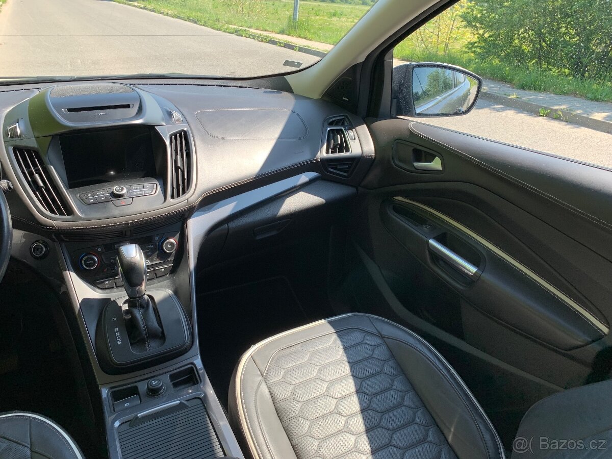 FORD KUGA 2.0 TDCi VIGNALE - 12