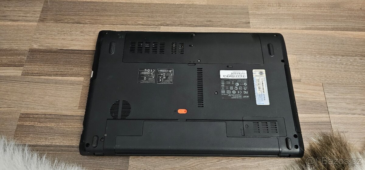 Notebook Acer + příslušenství - 12