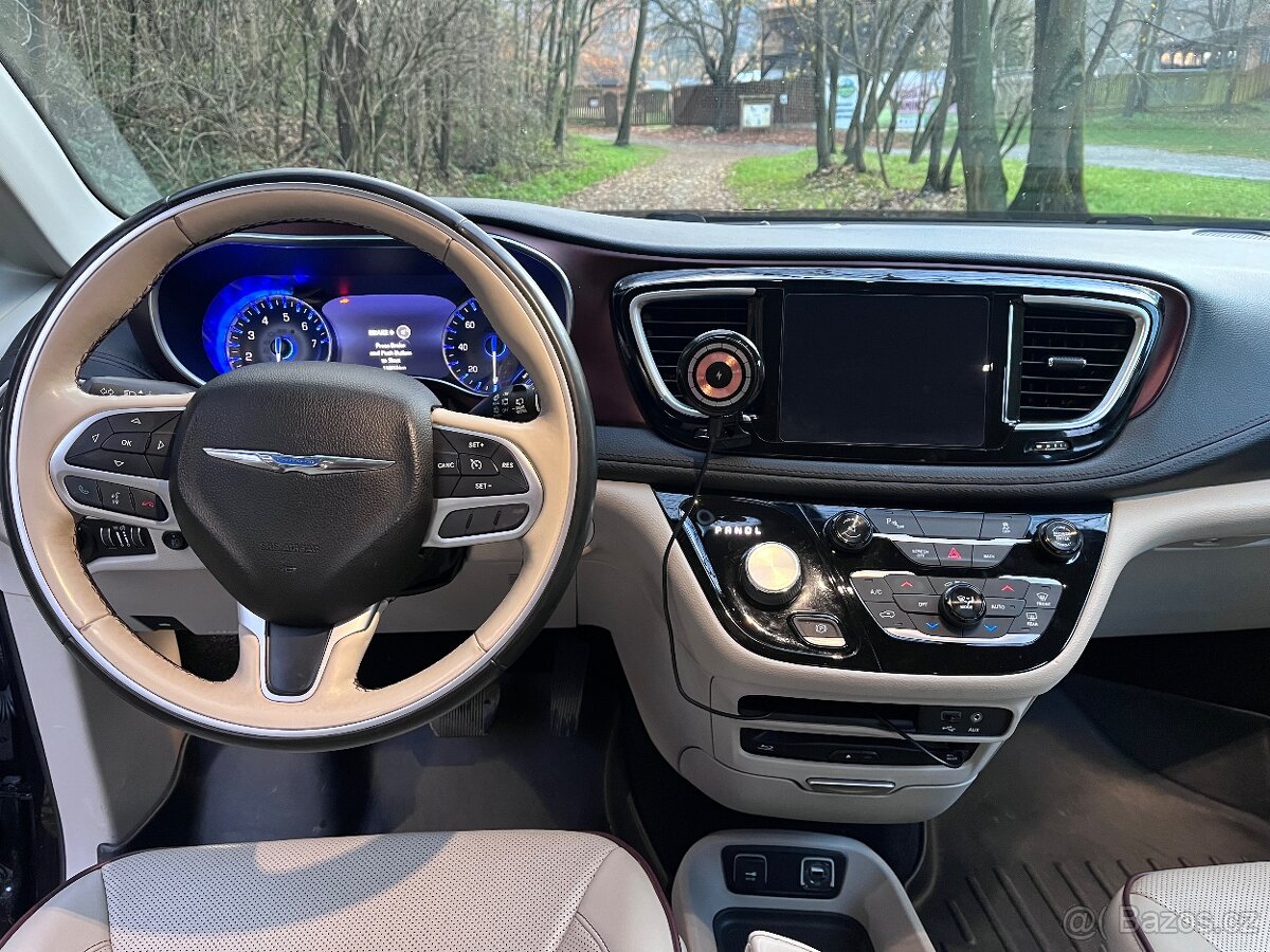 Chrysler Pacifica 3.6 RU LIMITED - 12