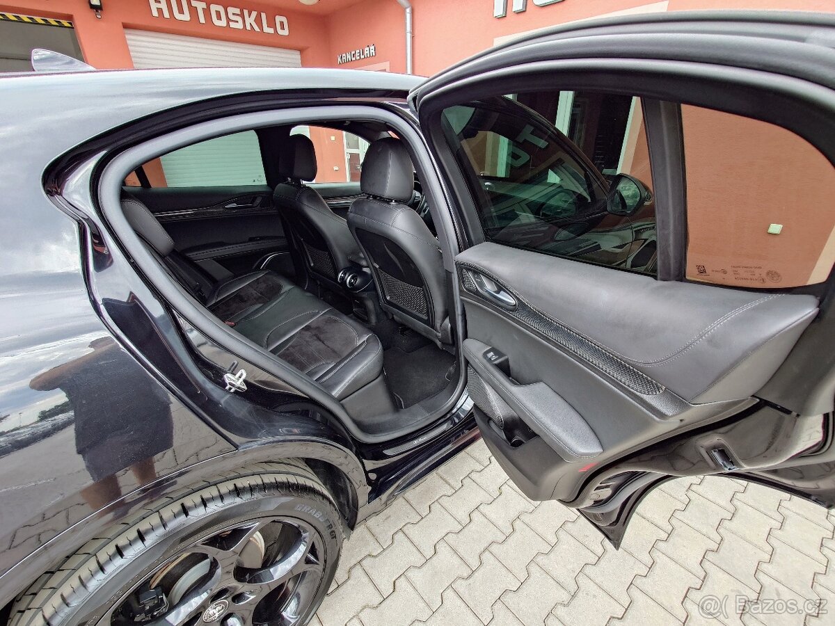 Alfa Romeo Stelvio 2.2 JTDM Veloce Ti Q4 154kW (ODPOČET DPH) - 12
