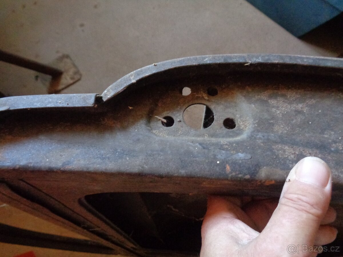 Škoda Spartak nové předni dveře original pant na čtyři šrou - 12