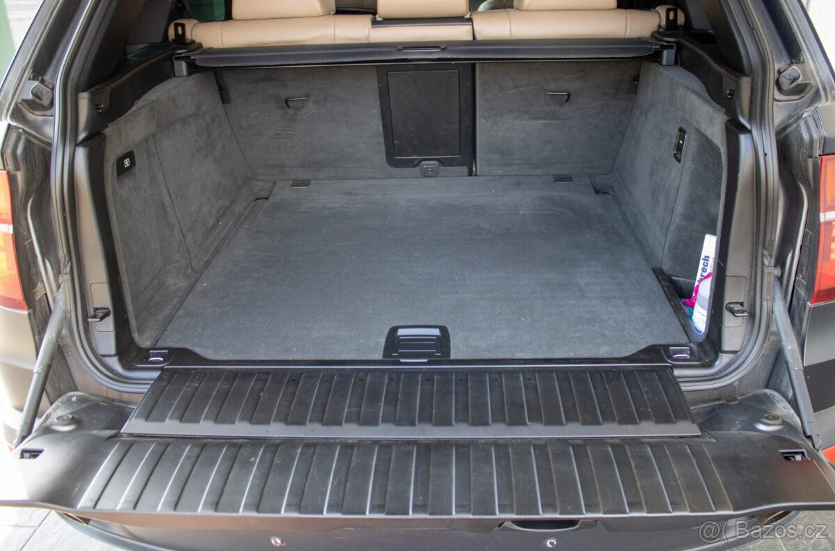 BMW X5 xDrive30d, 173kW AT/6 - 12