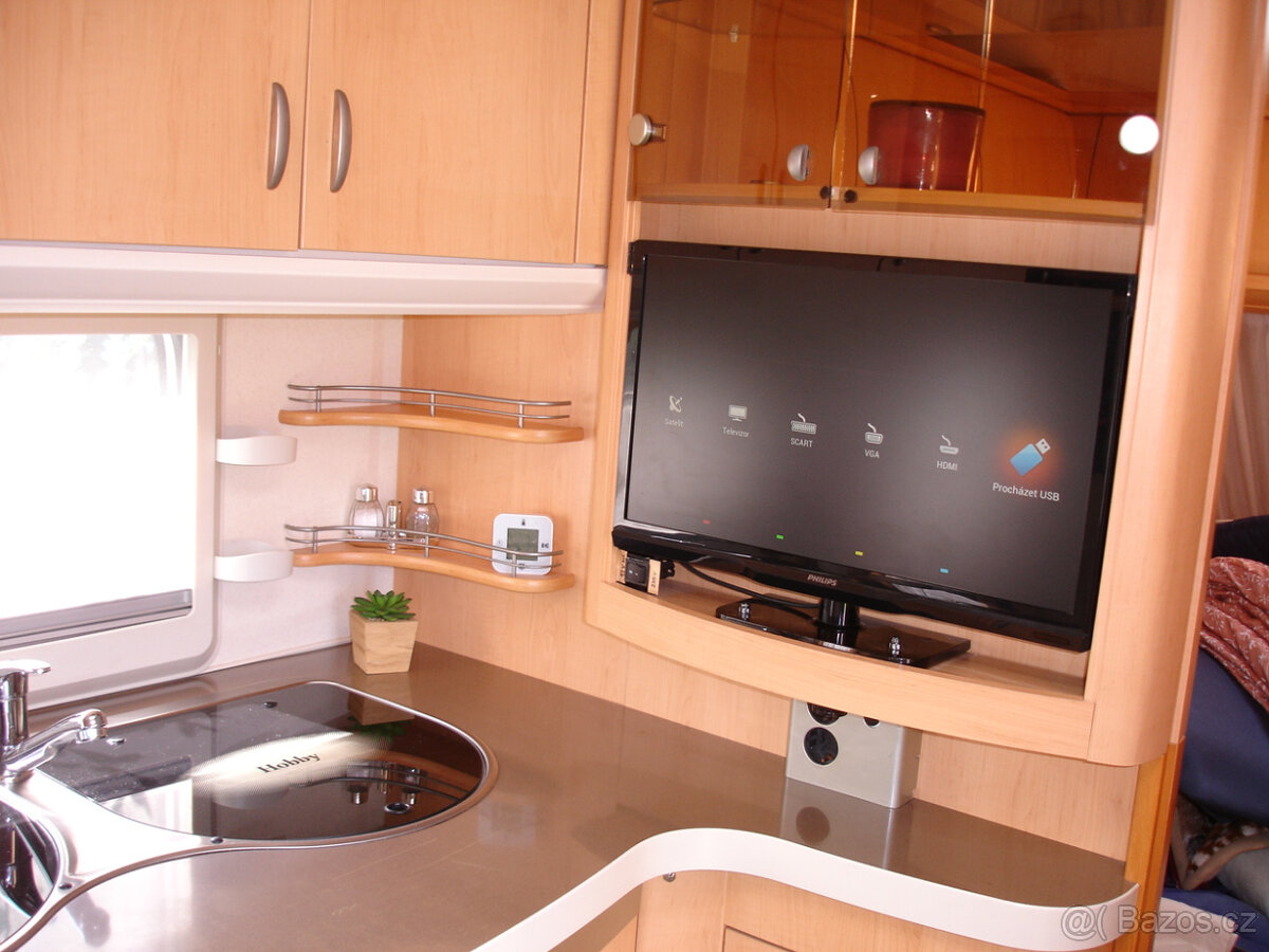 obytný karavan Hobby - 12