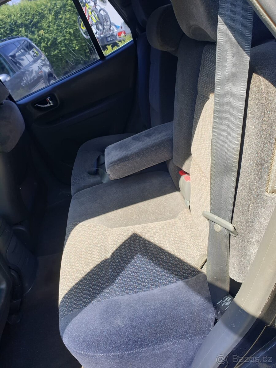 Hyundai Santa Fe 2.0 Crdi 4x4 - 12