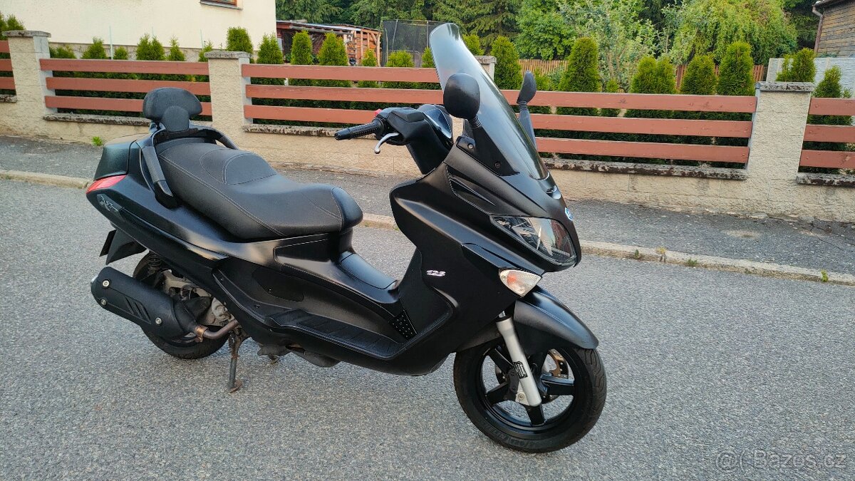 Piaggio Xevo 125 - 12