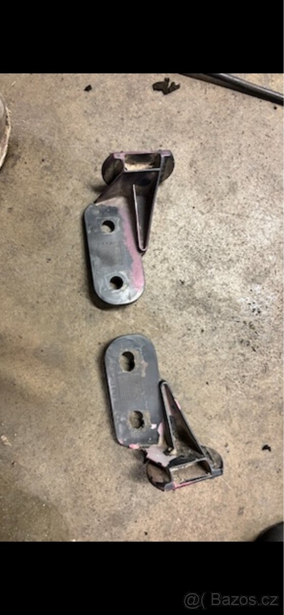 BMW e36 zbytek NÁHRADNÍCH DÍLŮ - 12