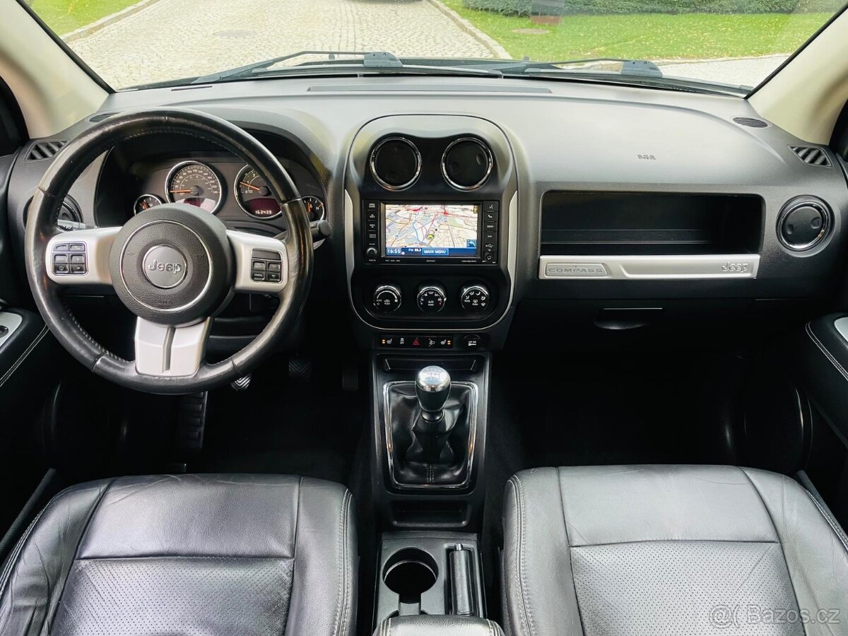 Jeep Compass 2.2D MANUÁL 4x4 KAMERA VÝHŘEV TAŽNÉ LIMITED - 12