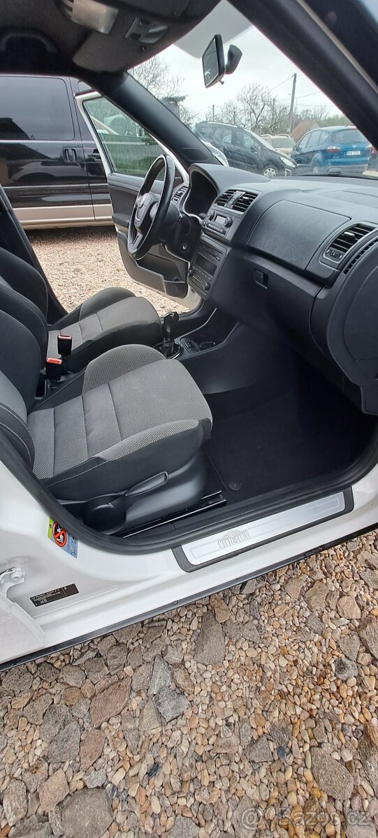 Škoda Fabia 1.4 16V 63kW 1.MAJ - 12