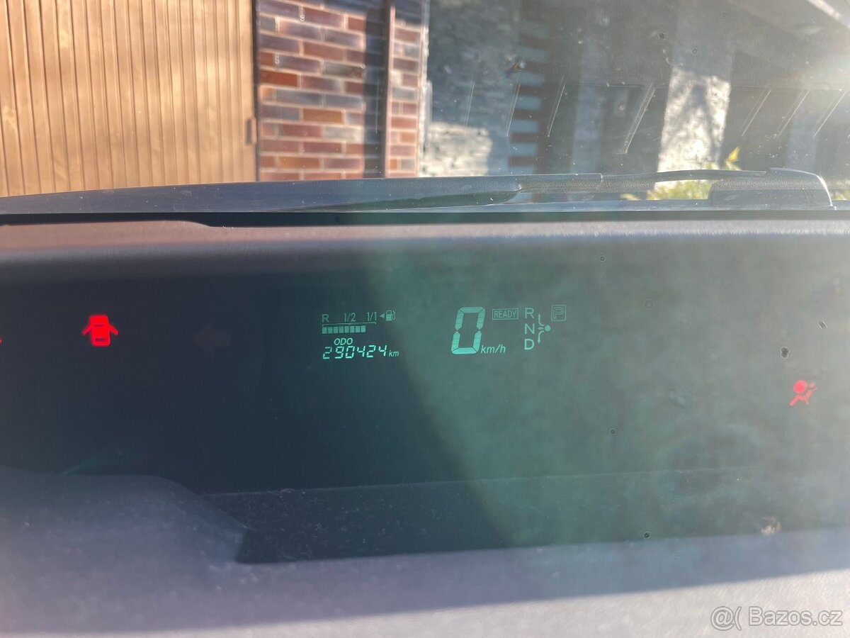 Toyota Prius 1,5i/E 57kW - 12