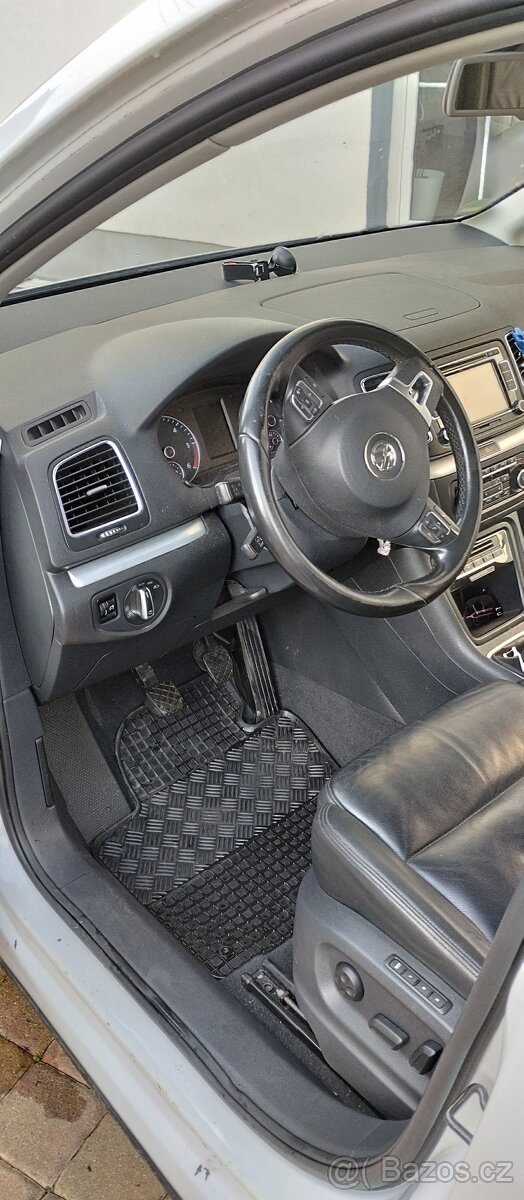 VW Sharan 2012, - 12