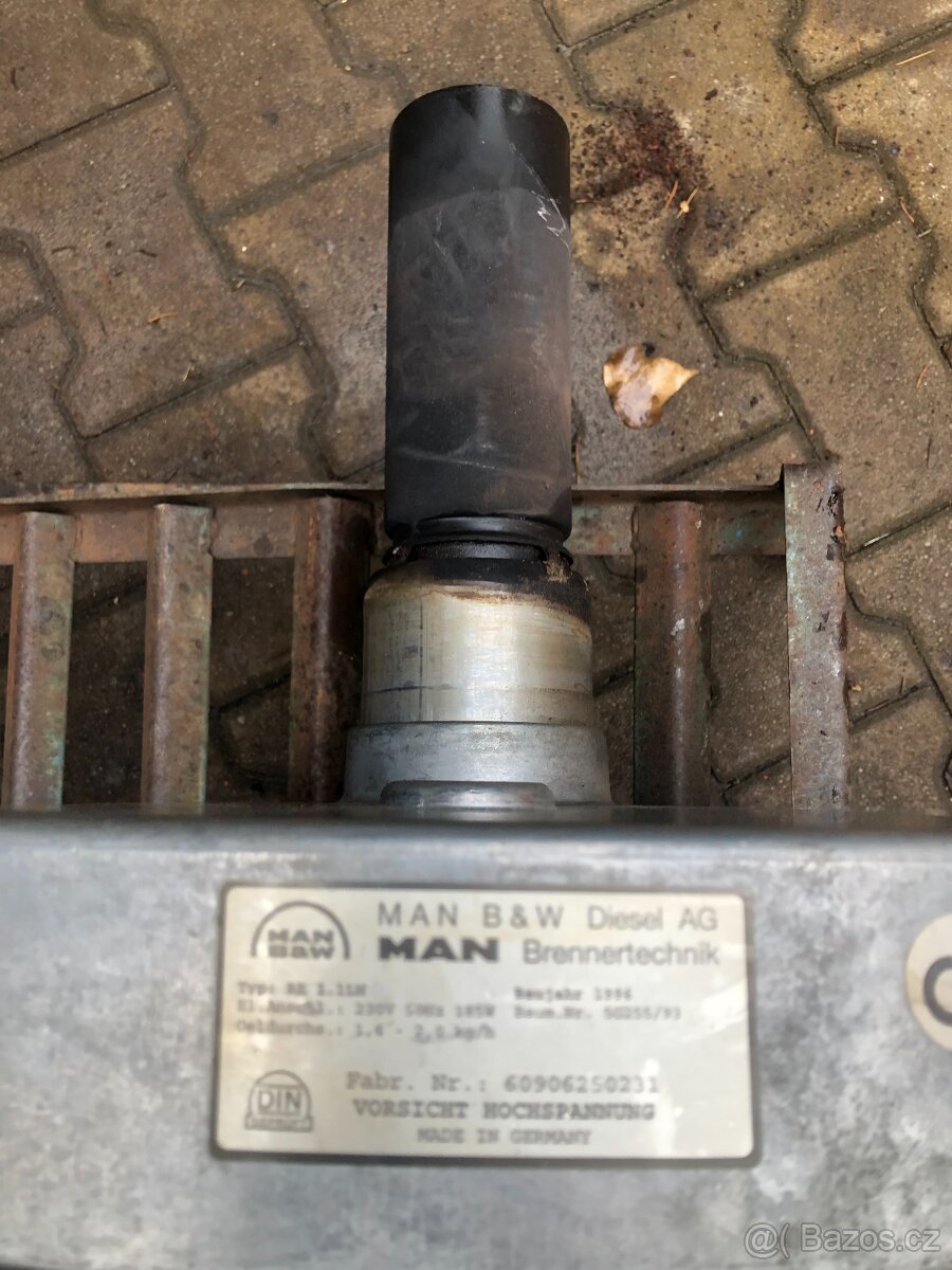 Prodám litinový kotel na olej 15-22 Kw - 12