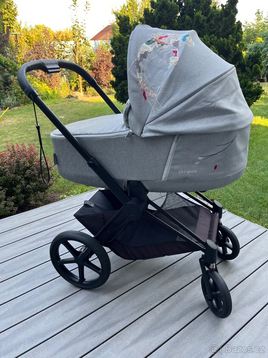 Hluboká korbička Cybex Priam Lux KOI a podvozek - 12