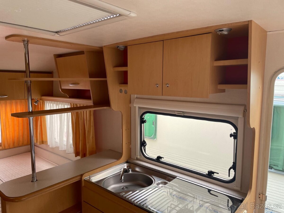 Delta Euroliner 440, 4 osoby, bojler, stan, fr.postel - 12