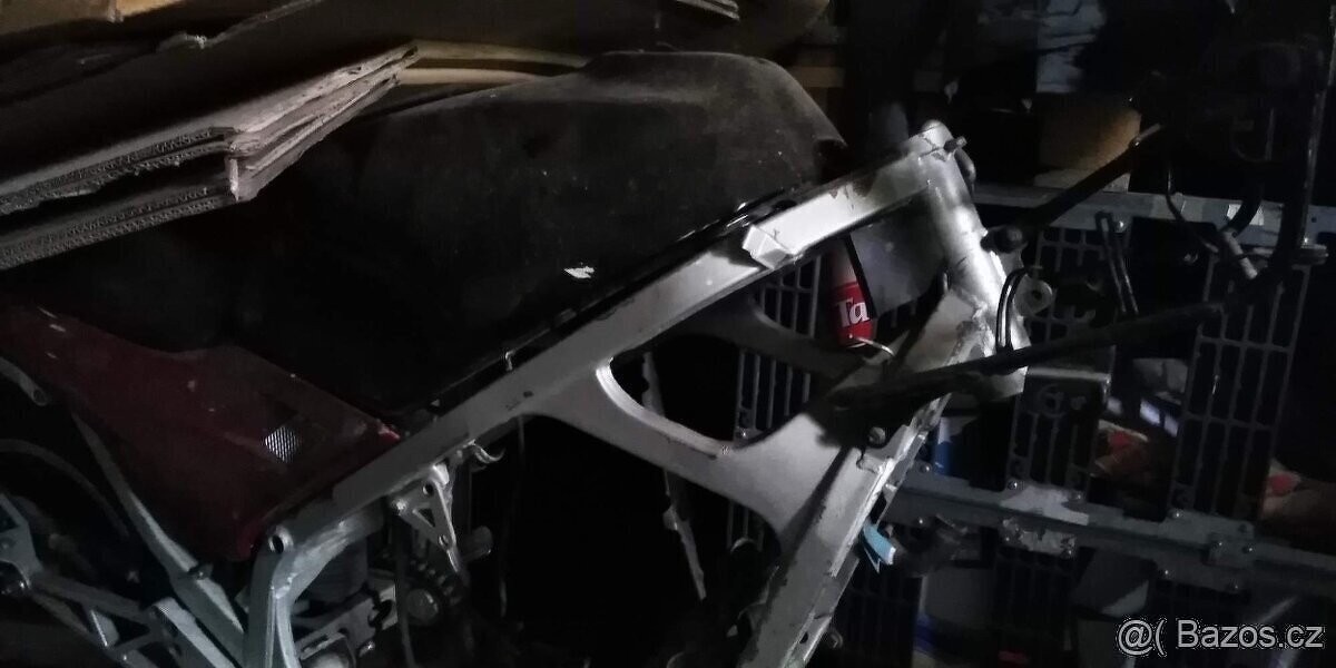 Honda vf1000 f s doklady na opravu - 12