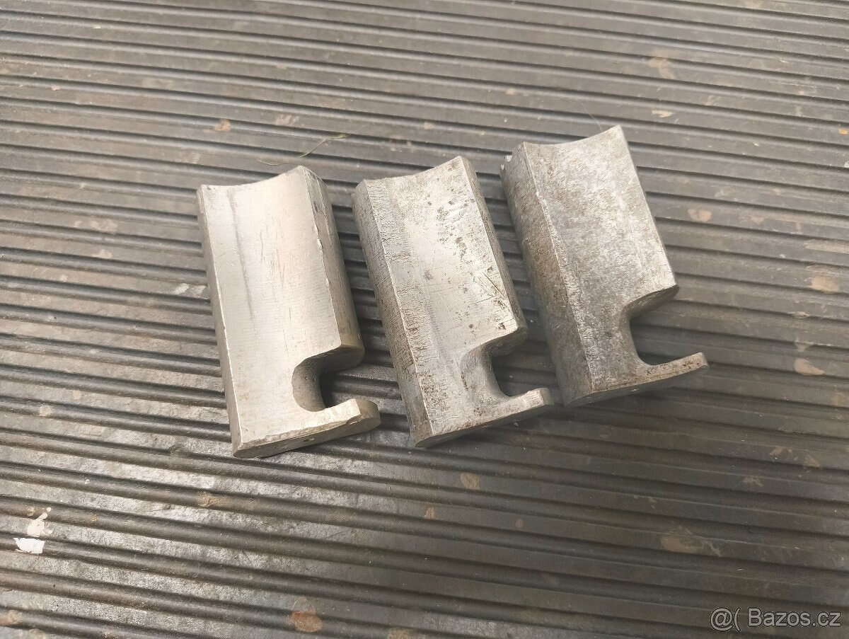 Díly motoru Jawa 350 kývačka 354 panelka 634 - 12