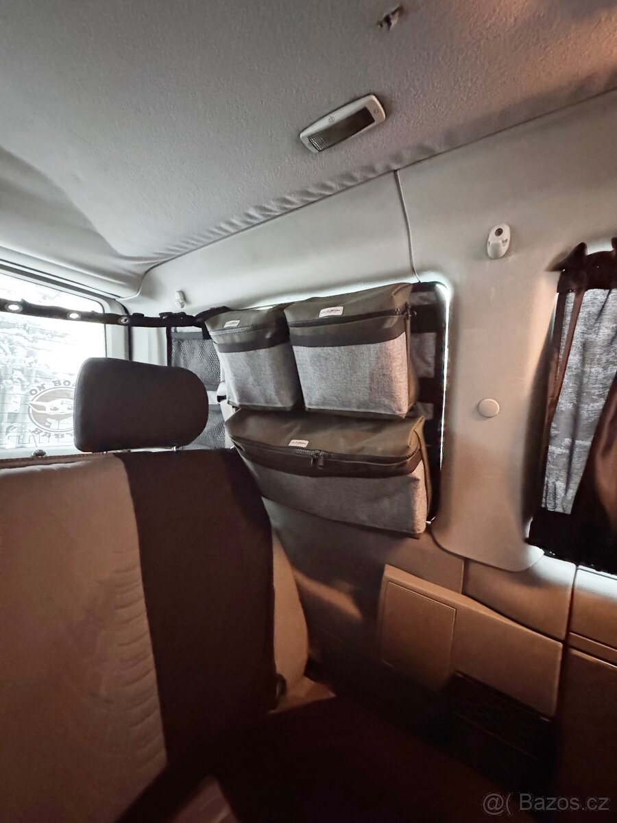 VW Multivan T4 Generation 2001, 2,4 TDi 75kw - 12