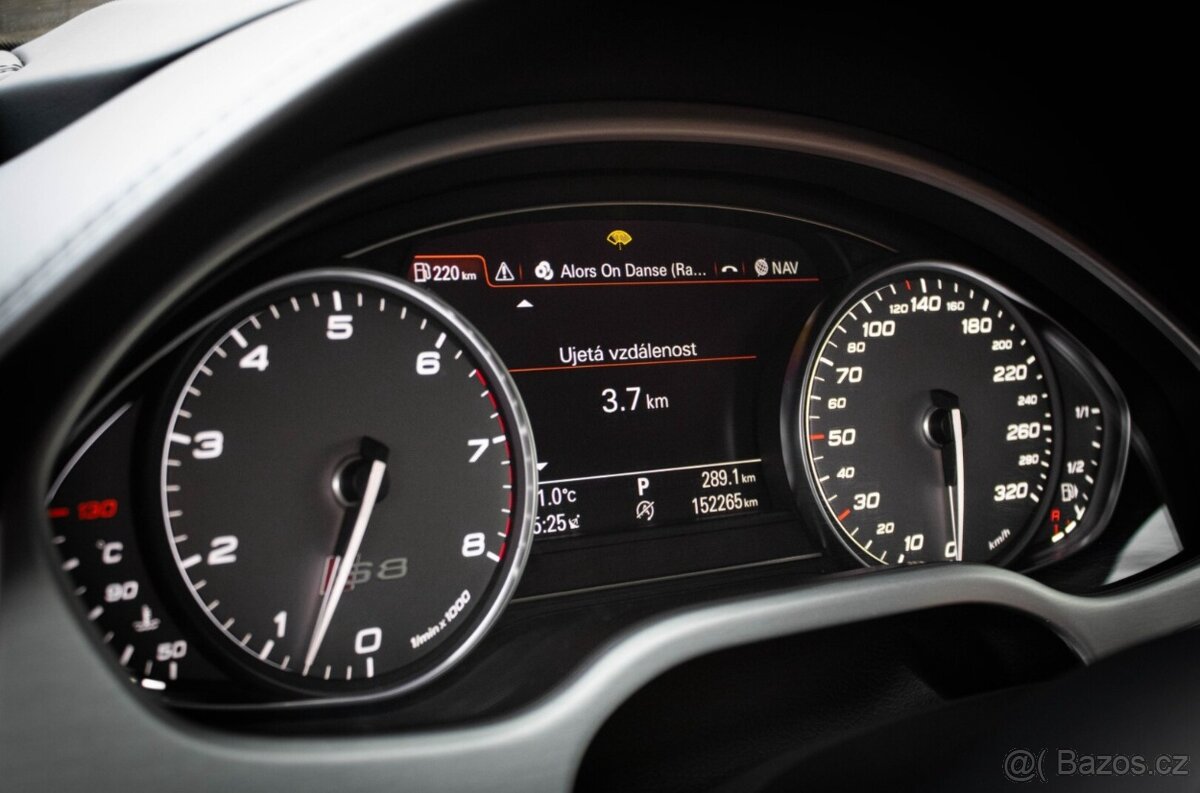Audi S8 / SVK auto / TOP STAV / - 12