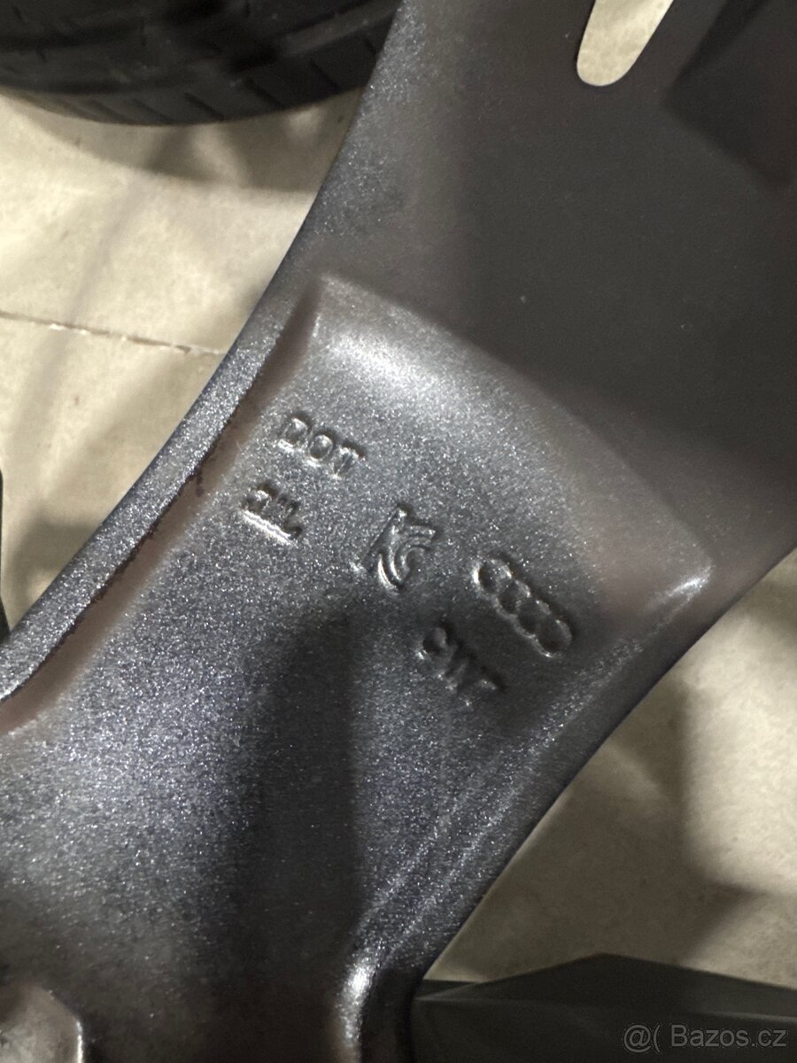 Audi Q8, Q7 Porsche, VW novel letni + zimní 285/45 R21 - 12