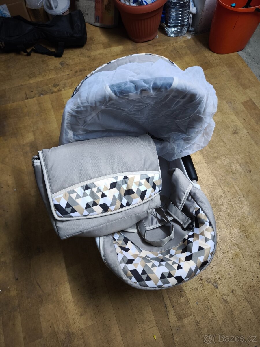 3 kombinace-kočárek largo - 12