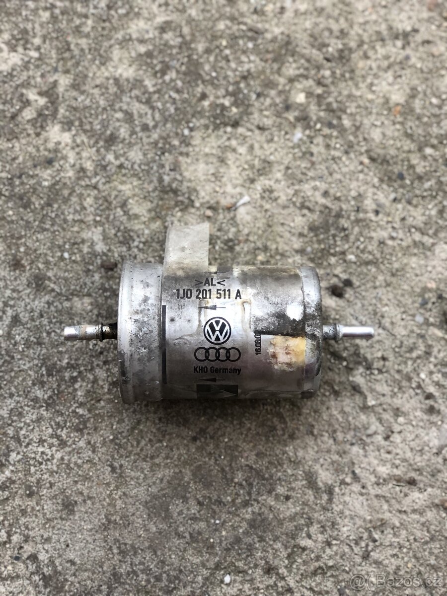 náhradní dily vw golf 4 cena dohodou - 12