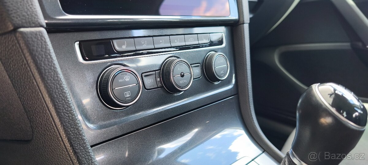 VW Golf 7 VII 1.0TSI,LED,Serv. kniha,1.maj,Nová STK - 12