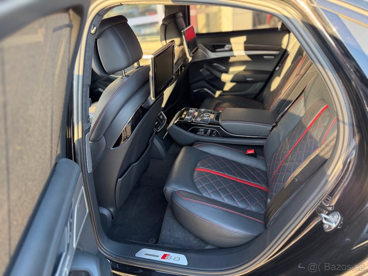 S8+ 605 PS max výbava po servisu 2x sada kol - 12