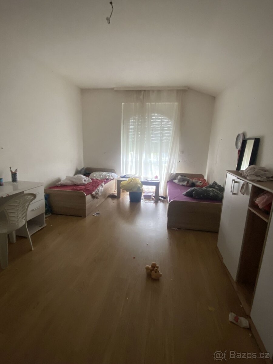 Rodinný dům 5+1, Šestajovice u Prahy - 12