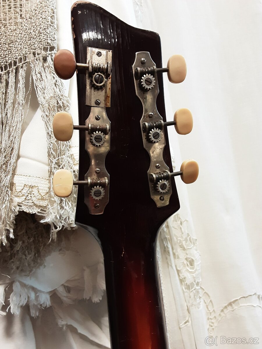 Jazzová kytara Framus - 12